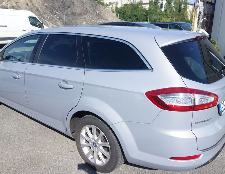 Ford Mondeo 8
