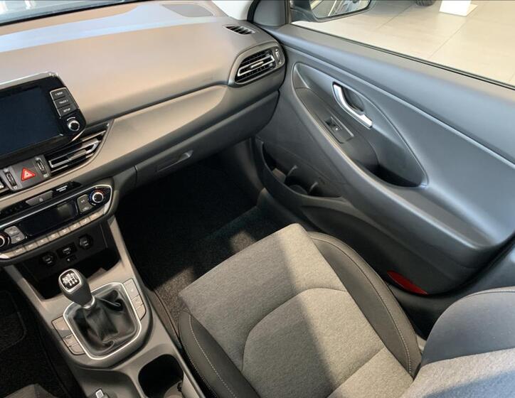 Hyundai i30 18