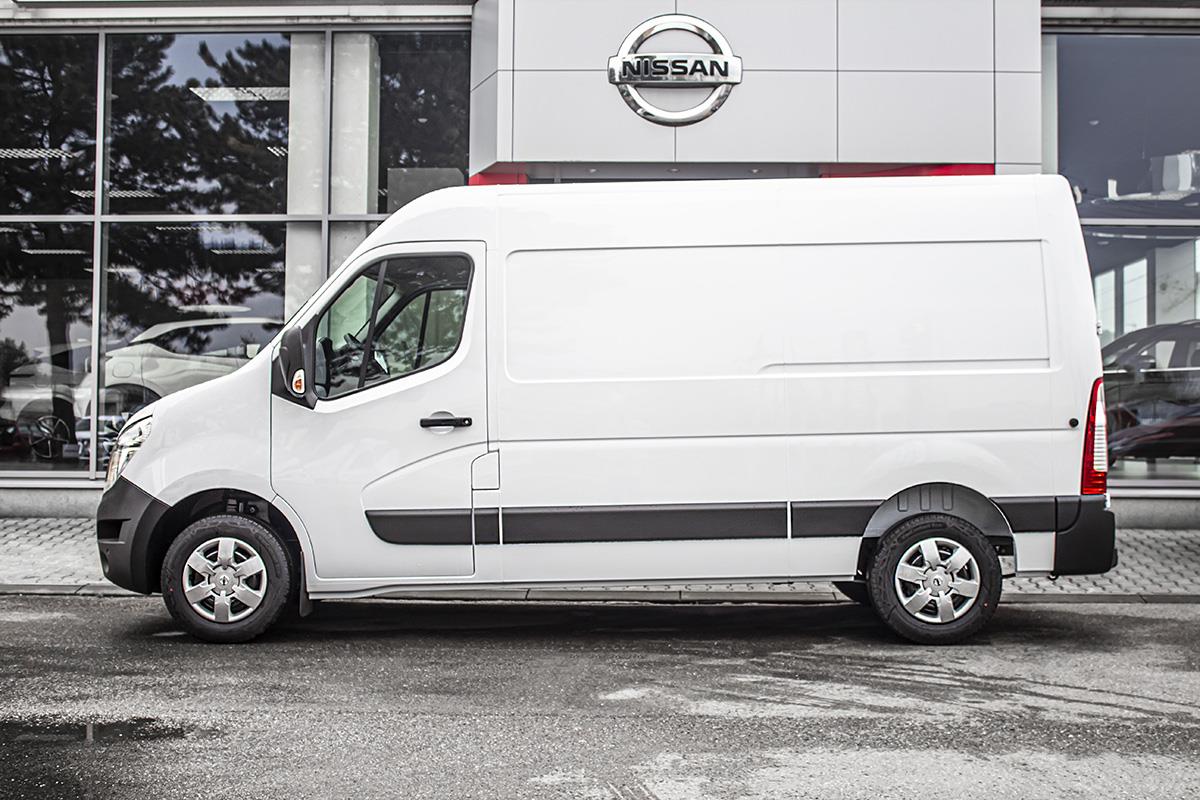 Nissan NV400
