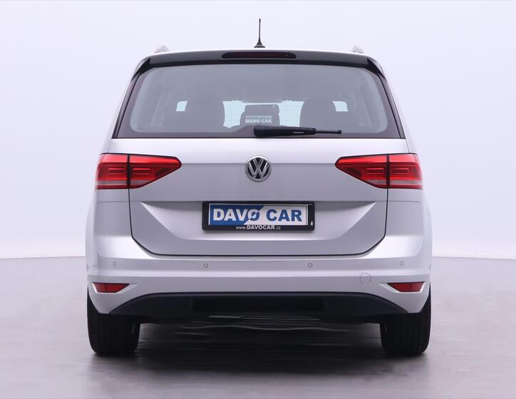 Volkswagen Touran 6