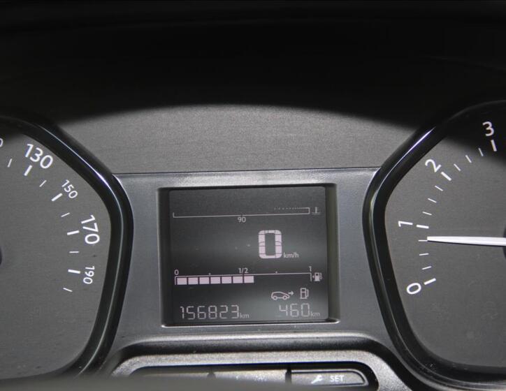 Opel Vivaro 27