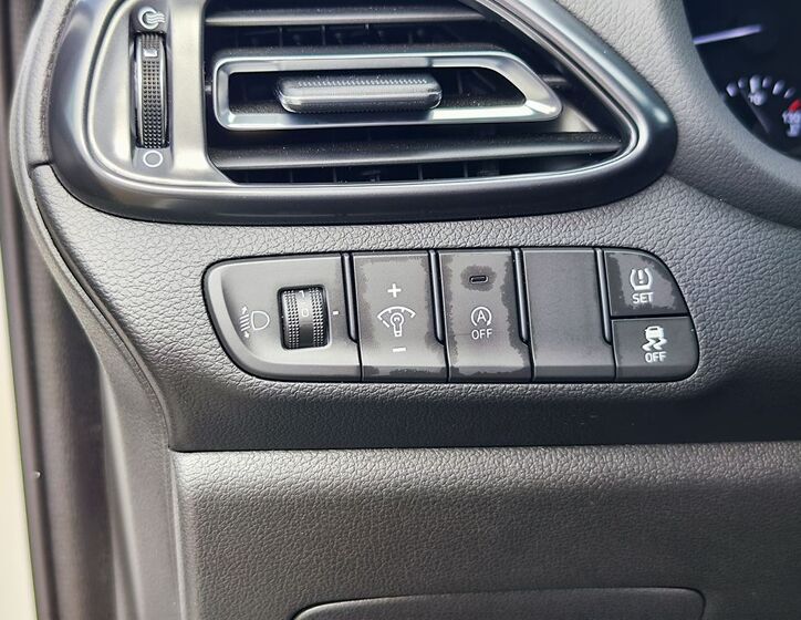 Hyundai i30 30