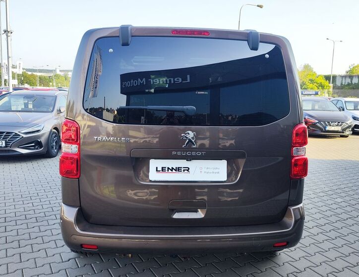 Peugeot Traveller 7