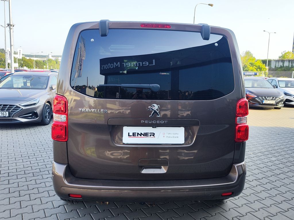 Peugeot Traveller