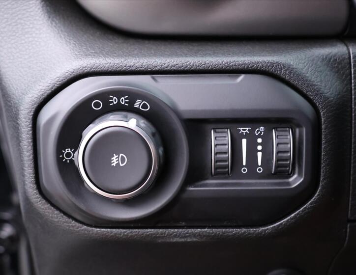 Jeep Wrangler 14