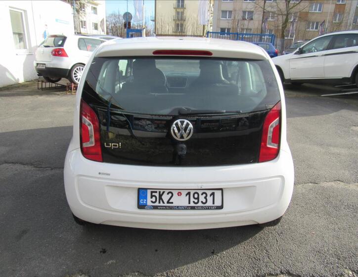 Volkswagen up! 5