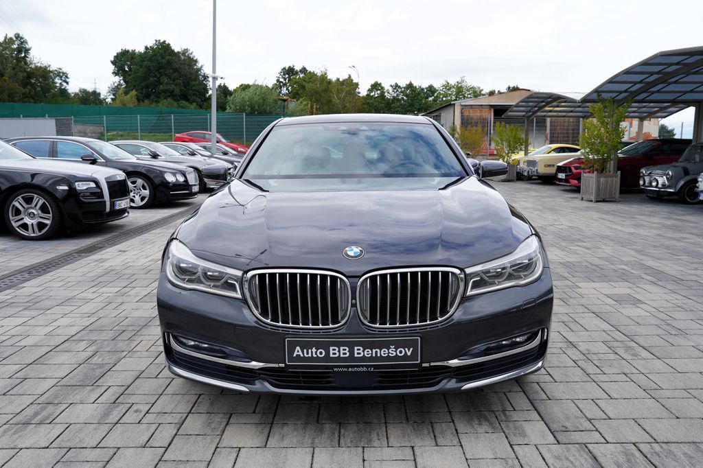 BMW Řada 7