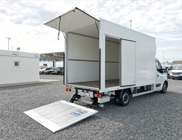 Renault Master 19