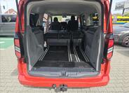 Ford Tourneo Custom 13