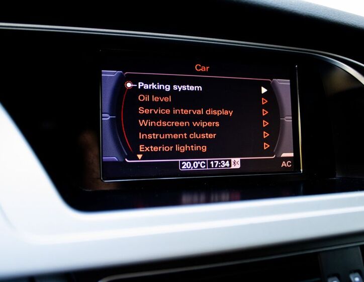 Audi A4 13