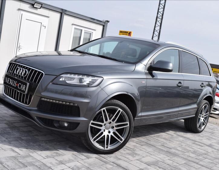 Audi Q7 1