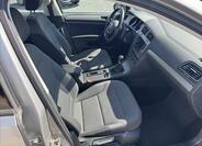 Volkswagen Golf 12