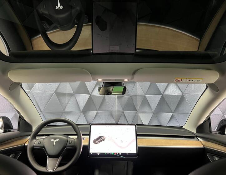 Tesla Model 3 23