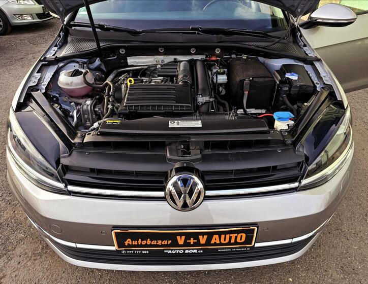 Volkswagen Golf 46