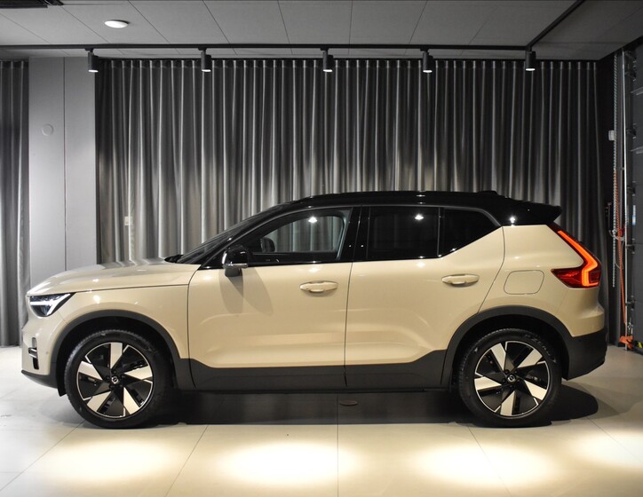 Volvo EX40 2