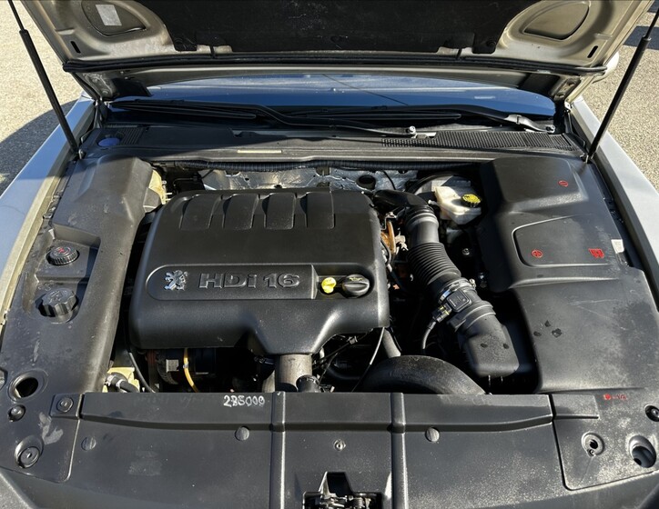 Peugeot 607 26