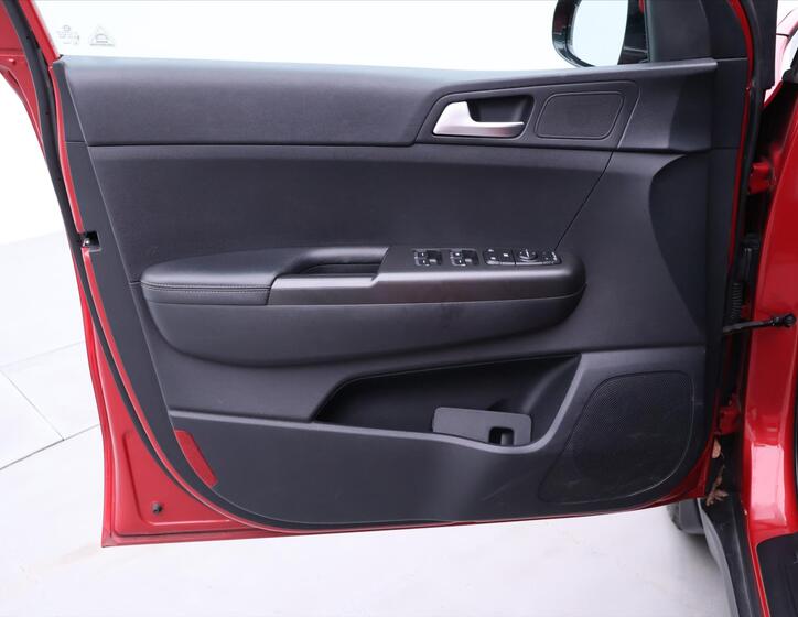 KIA Sportage 11
