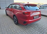 KIA Ceed 4
