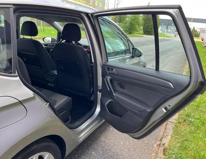 Volkswagen Golf Sportsvan 21