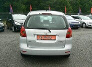 Toyota Corolla Verso 6