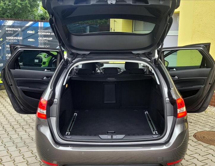 Peugeot 308 11