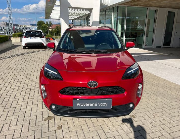 Toyota Yaris Cross 9