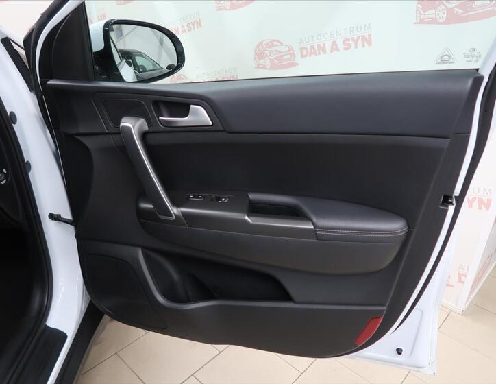 KIA Sportage 12