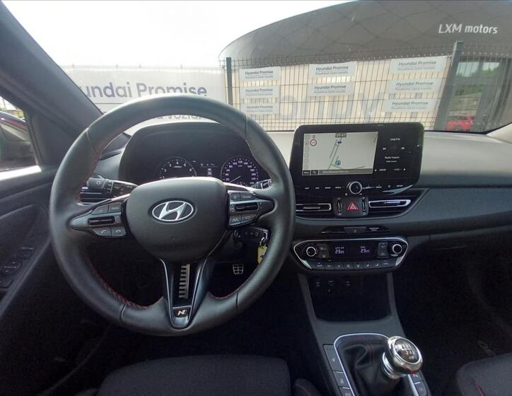 Hyundai i30 9