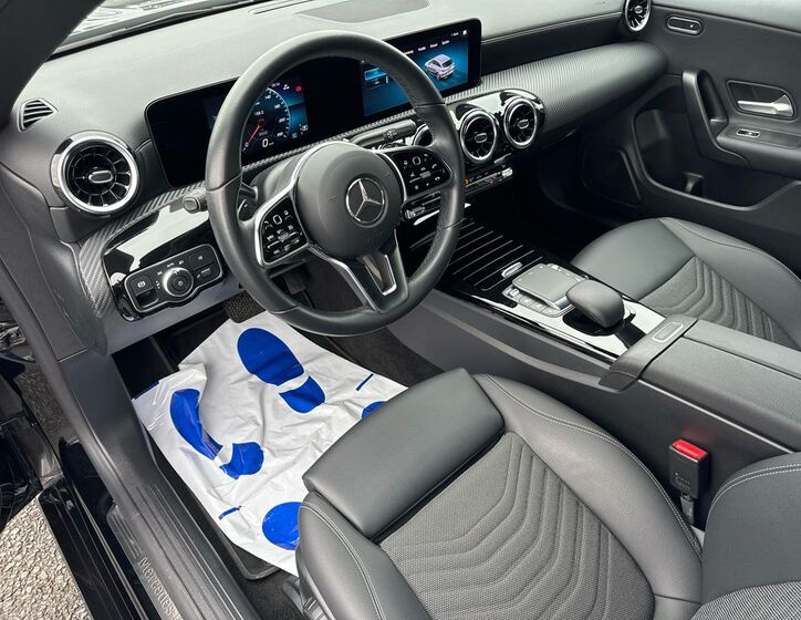 Mercedes-Benz CLA 11
