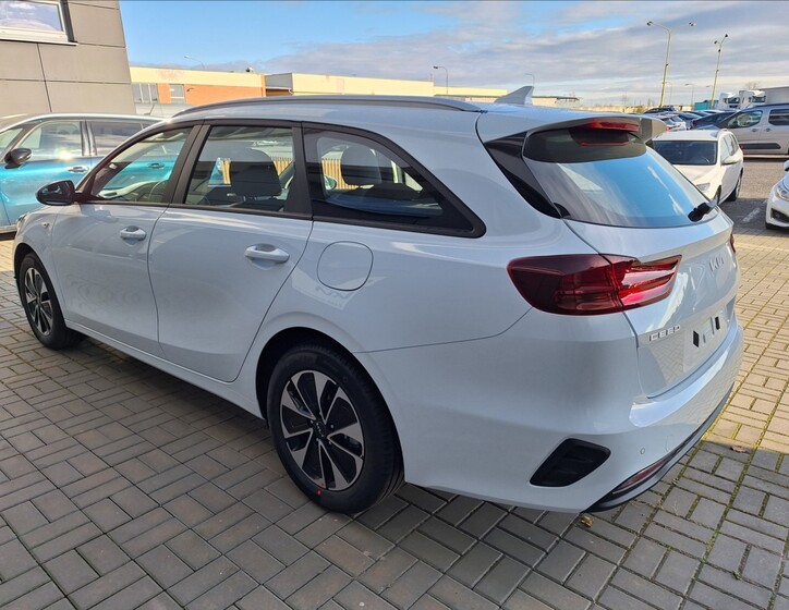 KIA Ceed 4