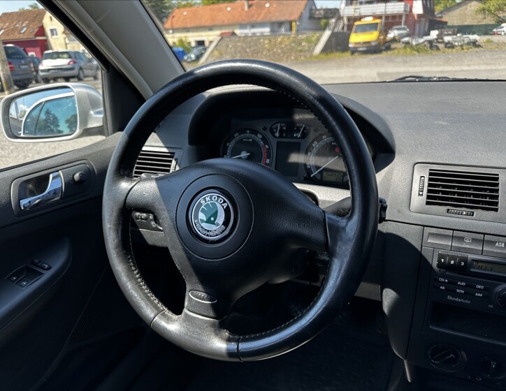 Škoda Fabia 15