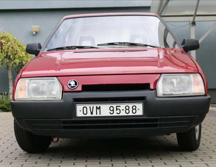 Škoda Favorit 6