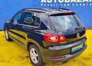 Volkswagen Tiguan 6