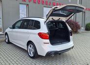 BMW Řada 2 40