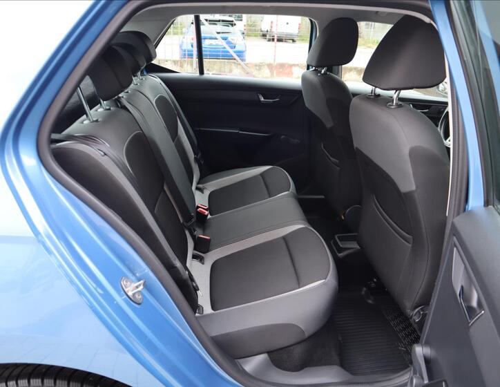 Škoda Fabia 27