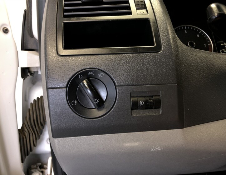 Volkswagen Transporter 18