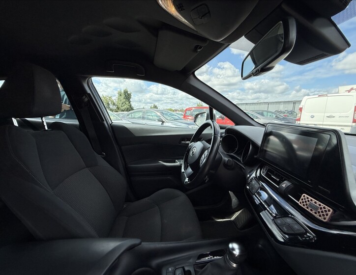 Toyota C-HR 27