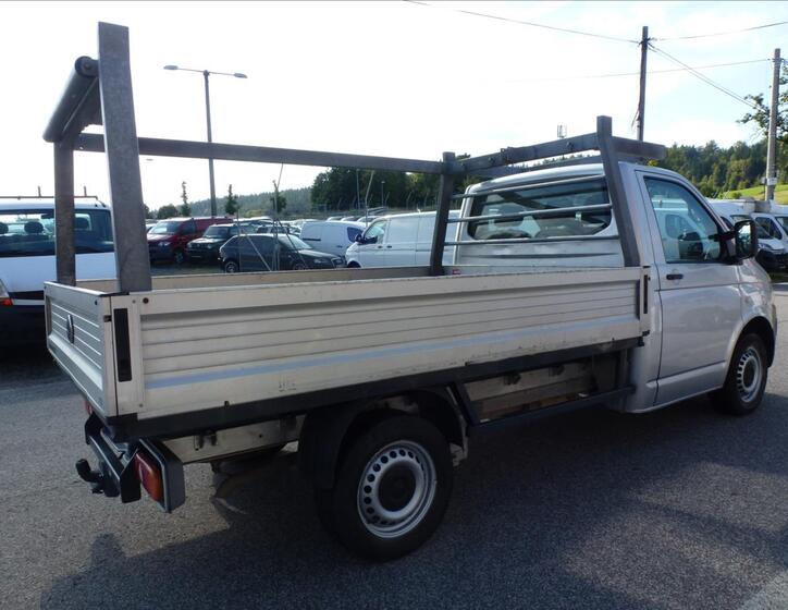 Volkswagen Transporter 9