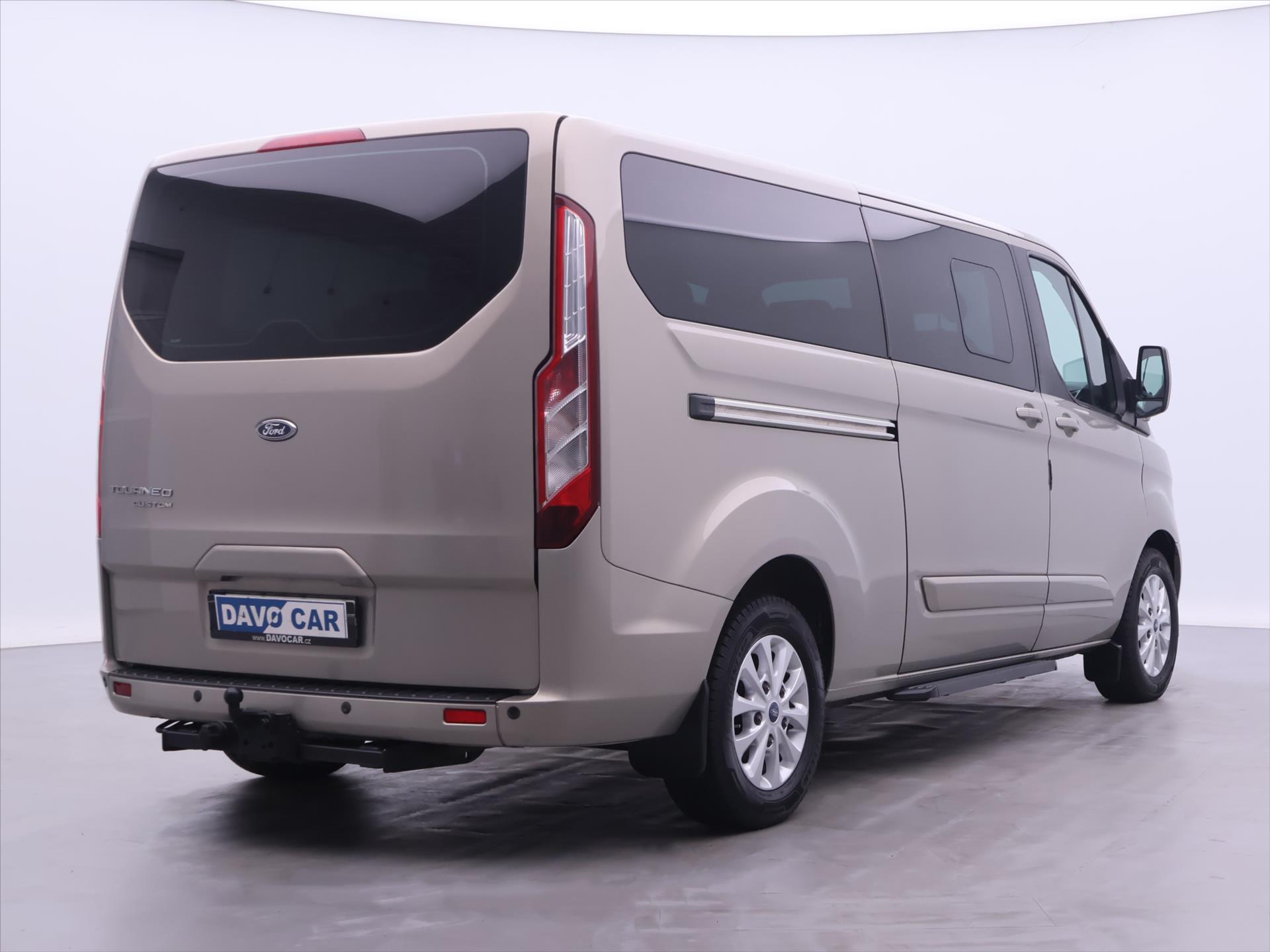 Ford Tourneo Custom
