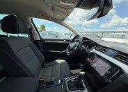 Volkswagen Passat 36