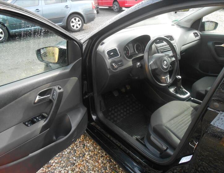 Volkswagen Polo 11