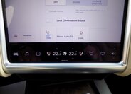 Tesla Model X 45