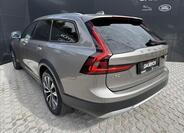Volvo V90 6