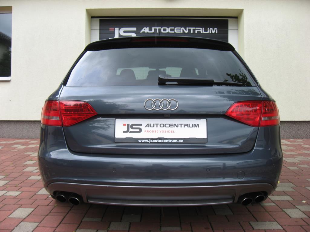 Audi S4