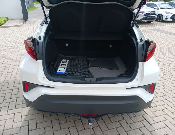 Toyota C-HR 12