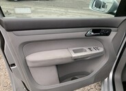 Volkswagen Touran 10