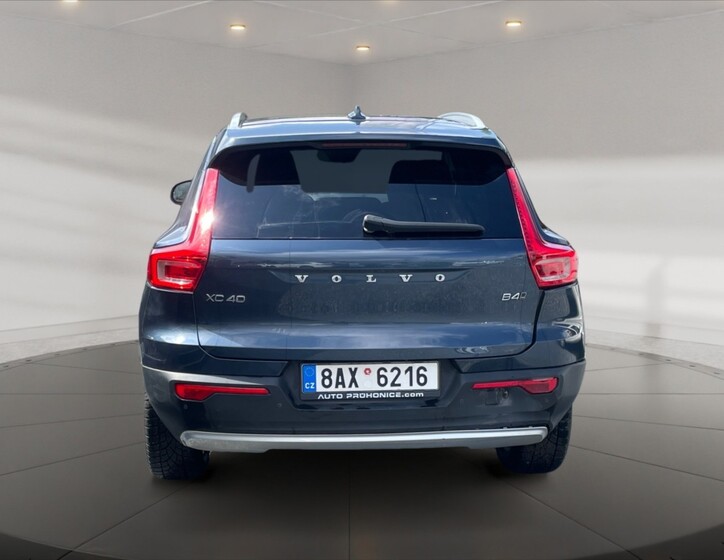 Volvo XC40 5