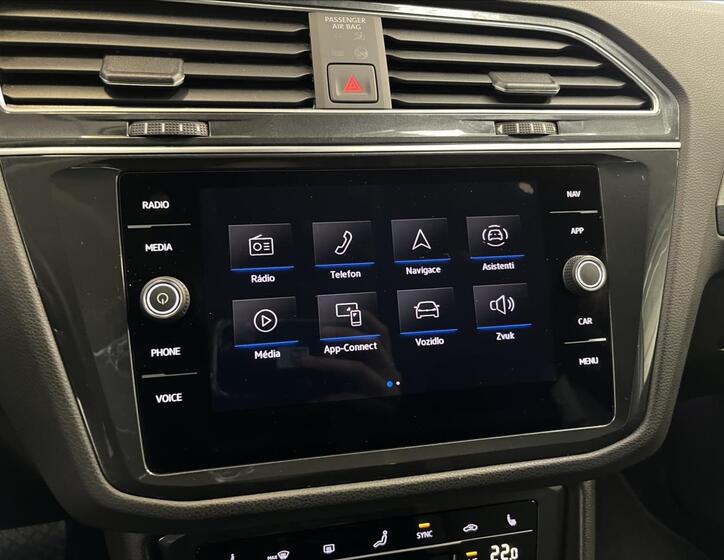 Volkswagen Tiguan 7