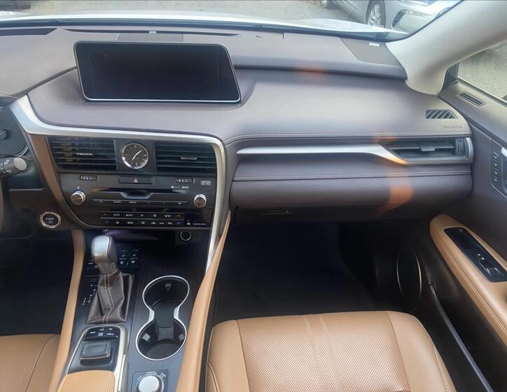 Lexus RX 56