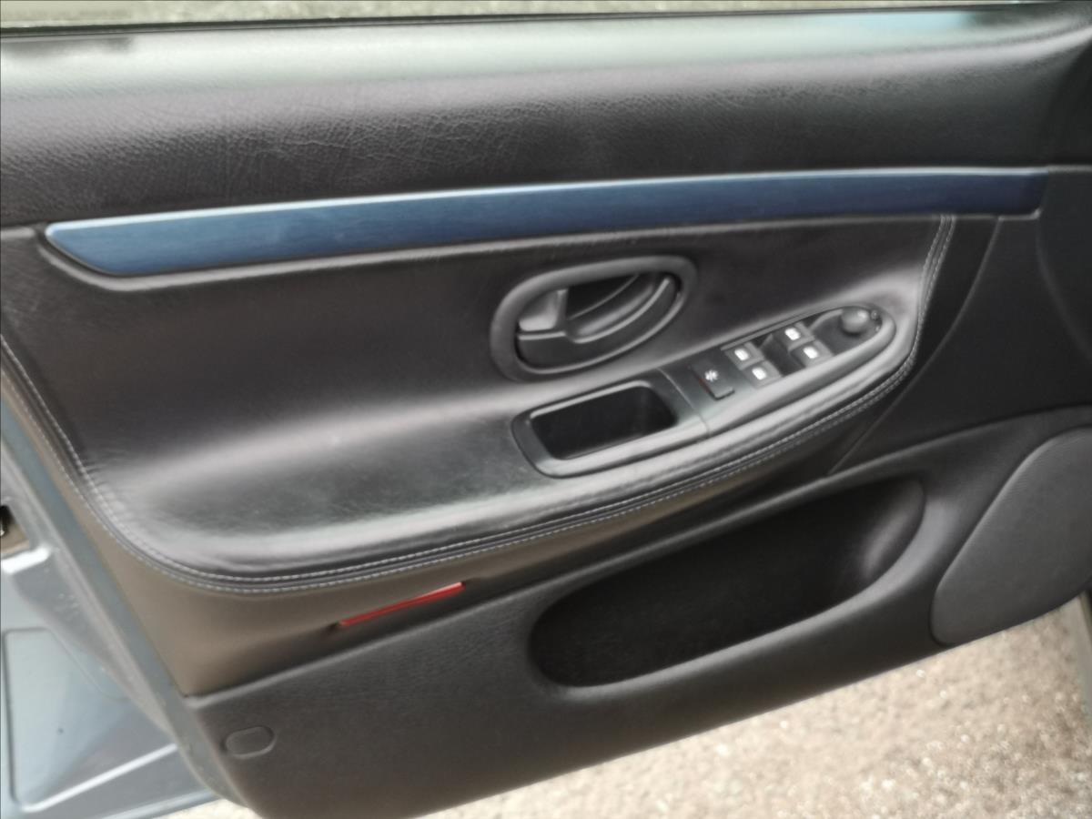 Peugeot 406